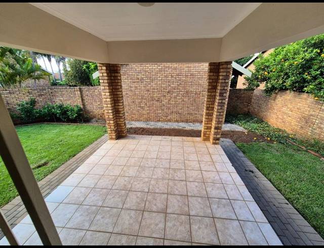 2 BEDROOM TOWNHOUSE FOR SALE IN MONTANA